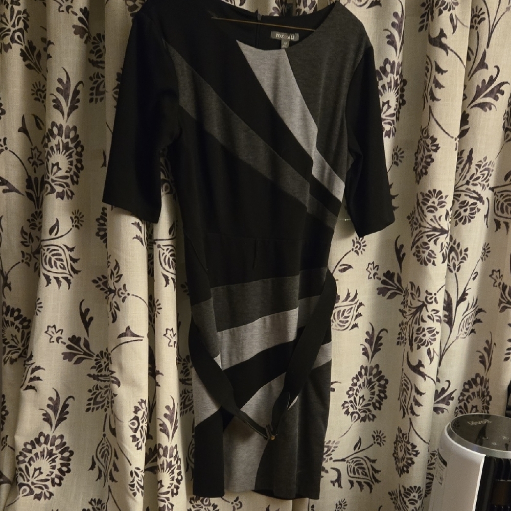 Roz & Ali Black and Gray  Dress Size 12 LIKE NEW